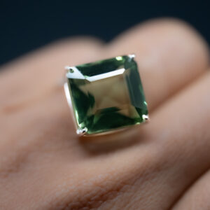 Elegant Large Green Quartz Ring -  SR016